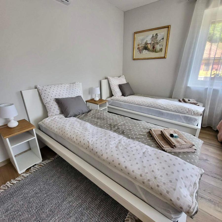 White Luxury Cottage- Matrai Vadaszhaz 4 Matraterenye